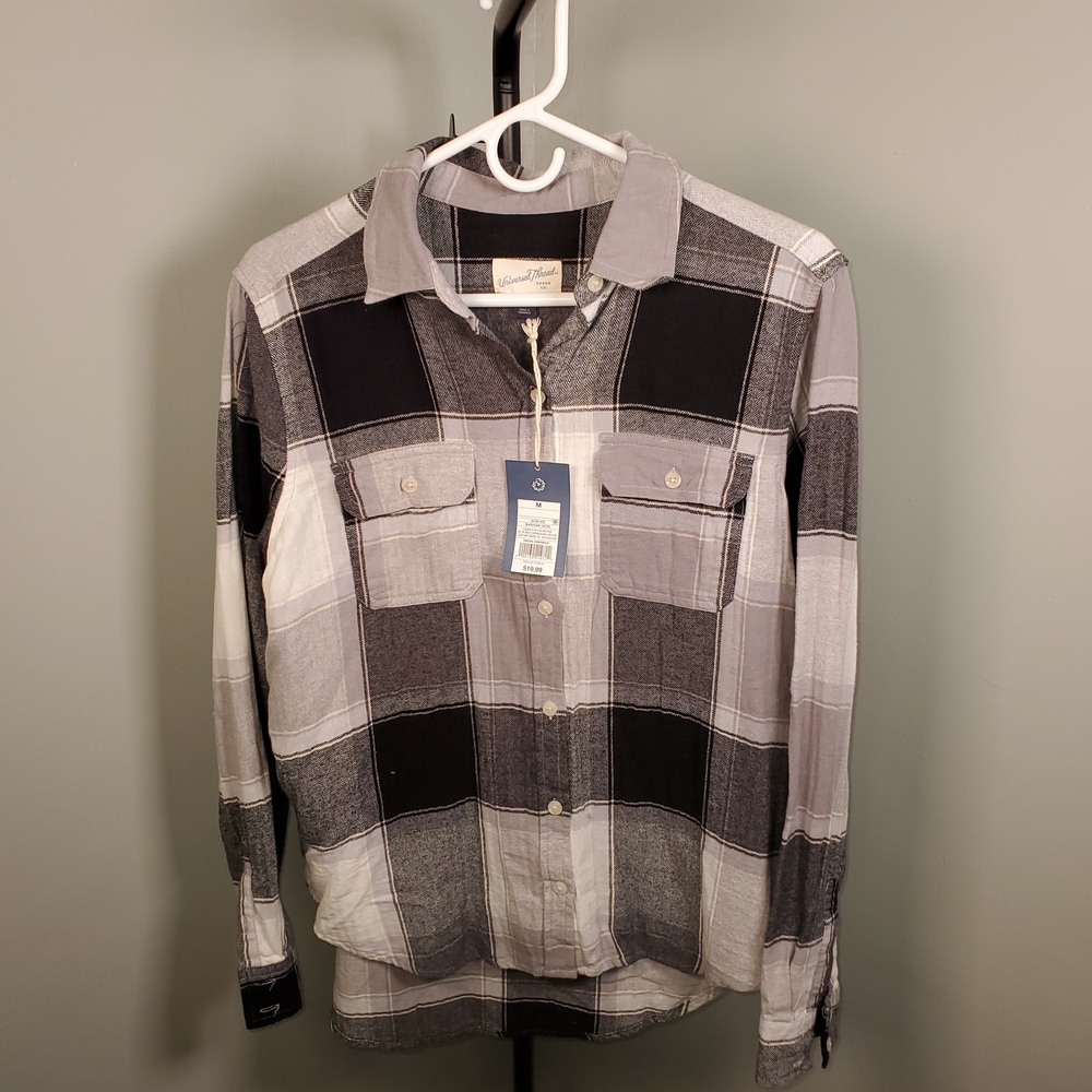 Universal Thread Black and Gray Plaid Men's Shirt